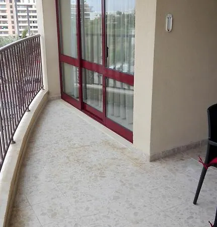 Praia Mar Da Rocha Apartment
